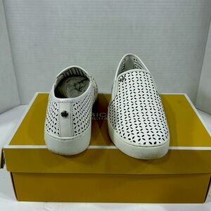Women size 5.5 Michael kors white leather loafers